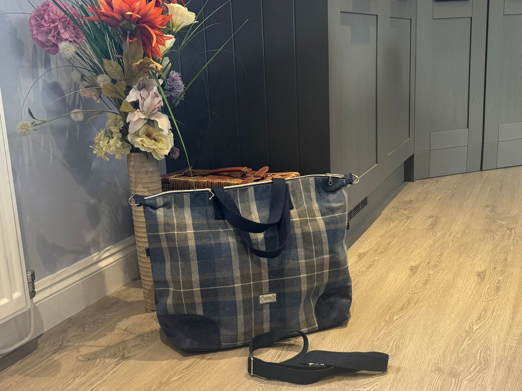 Tweed Large Unisex Weekender Bag - Image 13