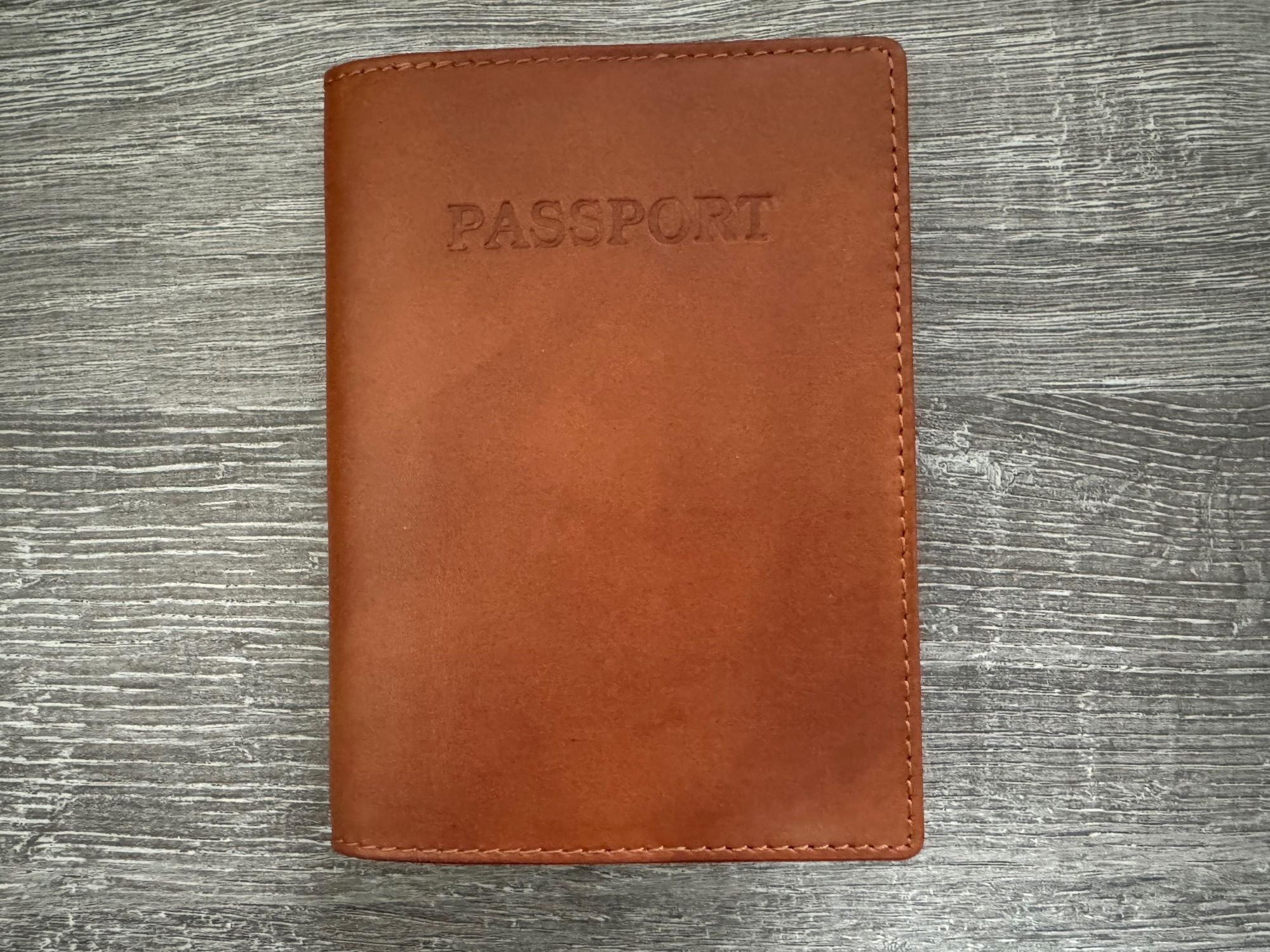 Giftset- Leather Passport & Keyring - Image 6