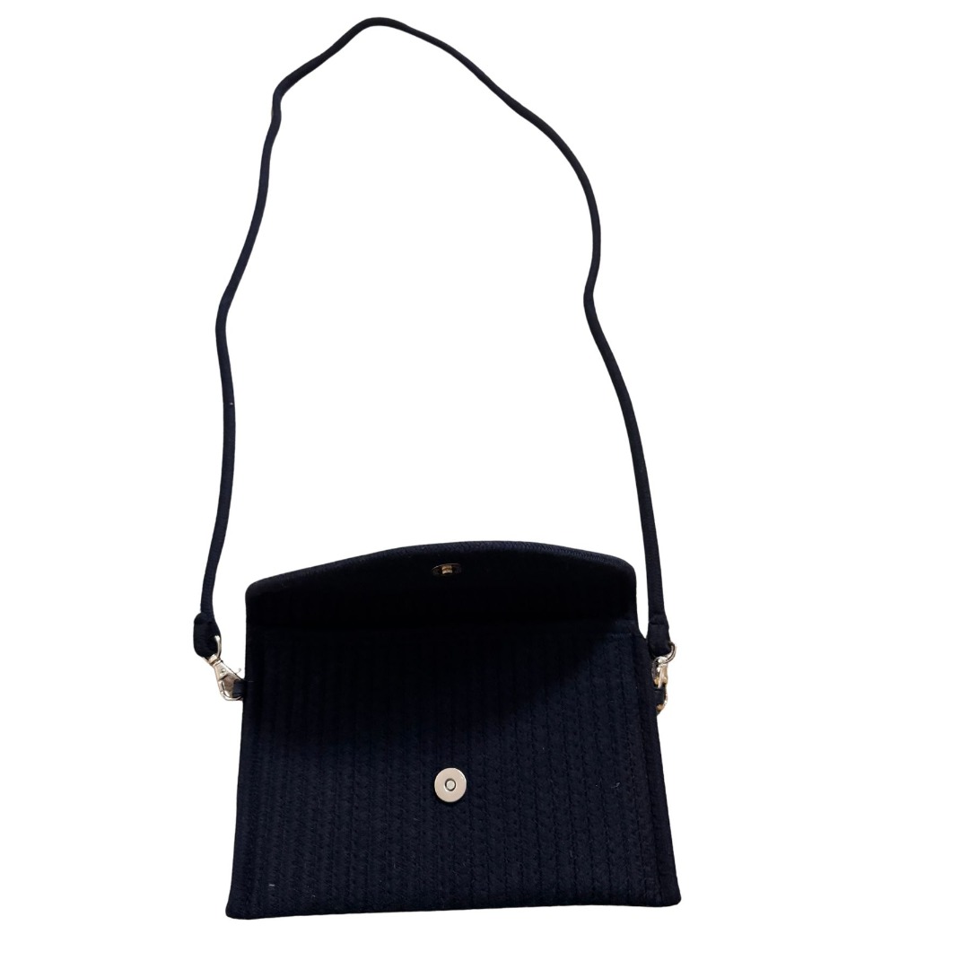 Rope Daisy 2-in-1 Crossbody & Clutch Bag - Image 10